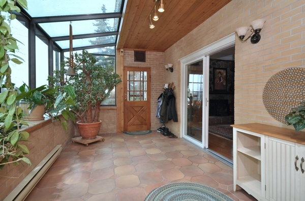 Luxury real estate and Country Homes for sale including horse farms and property in the Caledon and King City areas near Toronto
